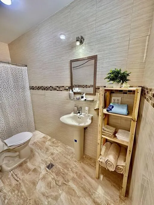 بيت للعطل Cozy 3 Bedroom 2 Bath Home With Patio يلمستاد كوراساو